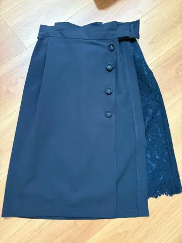 타이트 스커트 2종 세트 패뷸러스 앙제라