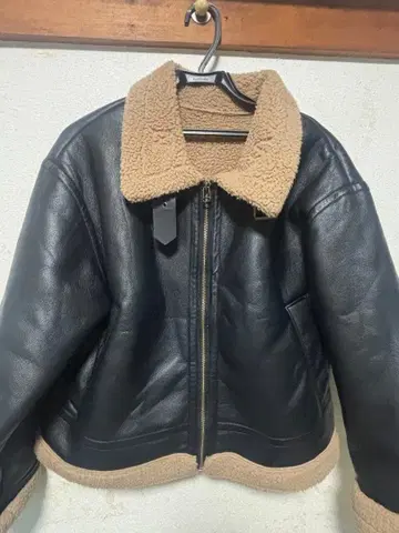 가죽 쉘파 카라 부착 자켓