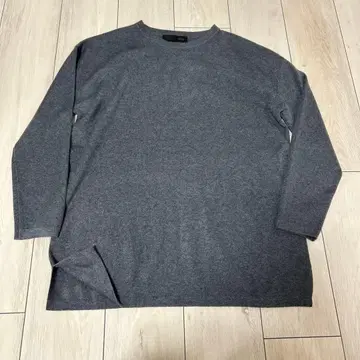 소프트 터치 플레인 니트 스웨터