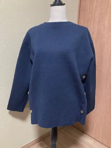 밀라노 리브 스탠드 카라 니트 풀오버