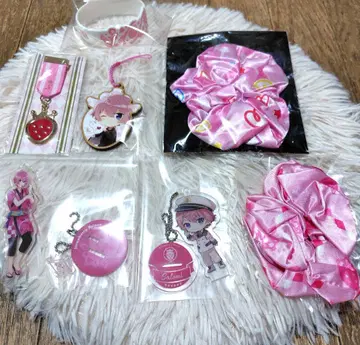 스트로베리 프린스 사토미 군 아크릴 키링 & 스크런치 기타 세트