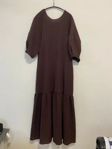 BEAUTY&YOUTH 브라운 플레어 슬리브 롱 원피스