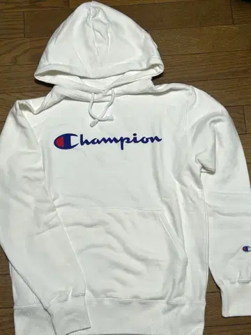 챔피언 트레이닝복 M 사이즈 새상품급