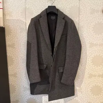 BLUE WORK 체스터 코트 와 Tomorrow land의 자켓