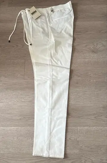 [ 미사용 새상품 ] giabsarchivio 화이트 슬랙스 48 M