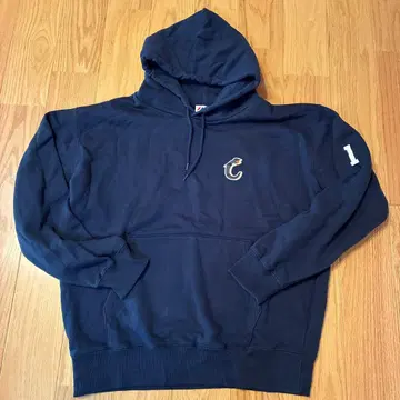 스와로 야마다 테츠토 캡틴 마크 후드티 XL