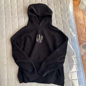 GAP 빛나는 블랙 후드티 M 사이즈