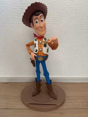 우디 피규어 약 30cm 스탠드 포함