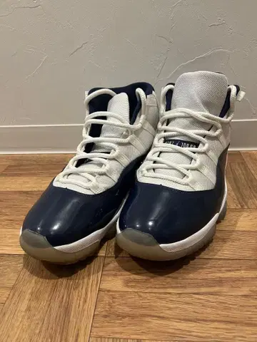 조던 11 스니커즈 네이비/화이트