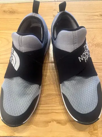 THE NORTH FACE 슬립온 스니커즈 그레이/블랙