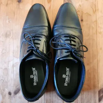 HYDRO-TECH 블랙 드레스 신발