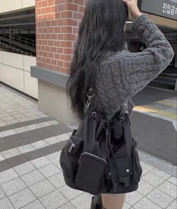 블랙 나일론 복조리 백팩