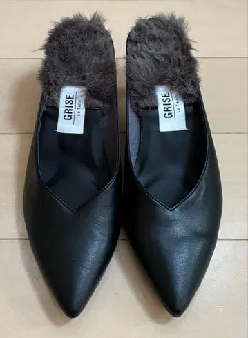 GRISE 퍼 블랙 뮬 M