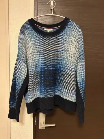 TOMMY HILFIGER 긴팔 니트 스웨터 블루 계열