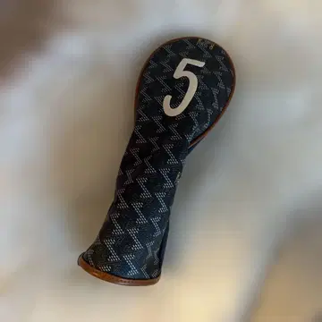 새상품급 레자렉션 5번 우드 헤드커버