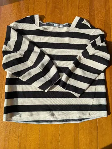 빅 사이즈 쿠미쿄쿠 보더 상의