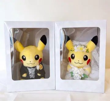 새상품 피카츄 봉제 인형 웨딩 양장 세트