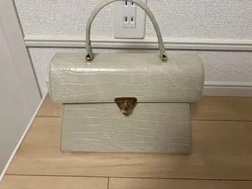 릴리 브라운 숄더백