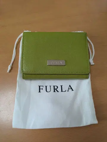 FURLA 그린 3단 폴더형 지갑 (수납 가방 포함)