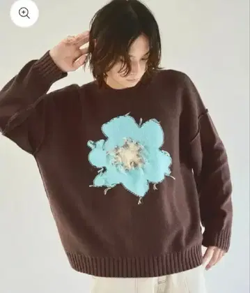 camphor wood flower motif cotton sweater