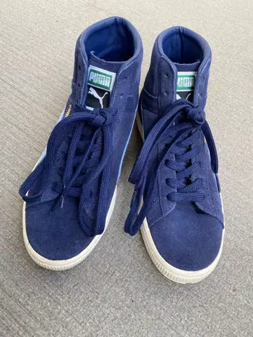 PUMA 네이비 하이컷 스니커즈