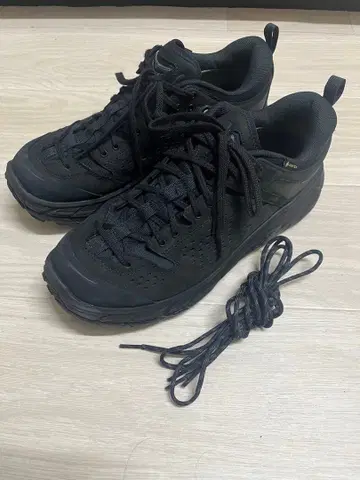 호카 호카오네오네 토르 울트라 로우 고어텍스
