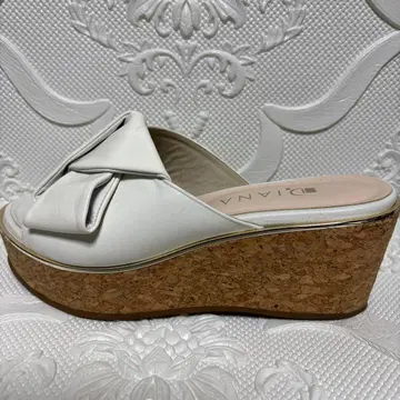 DIANA 여성용 샌들