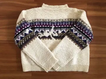 아이보리 노르딕 무늬 니트 스웨터