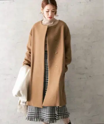 어반 리서치 ROSSO 고급 카멜 롱 코트