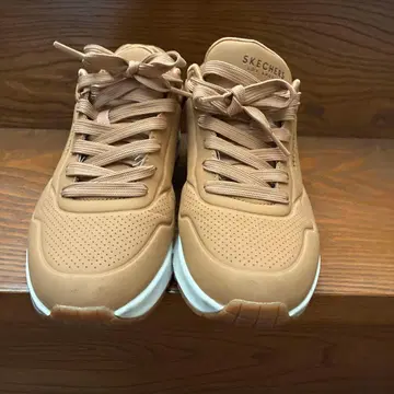 SKECHERS 베이지 스니커즈 에어 쿠션 포함 26cm