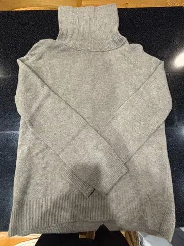울 x 캐시미어 터틀넥 니트 라이트 그레이 클리닝 완료