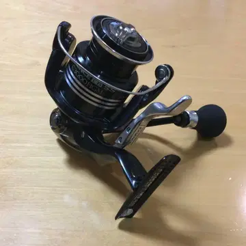 시마노 엑센스 LB-SS C 3000HGM