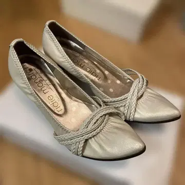 새상품급 ridie monarch 펌프스 23 일본제