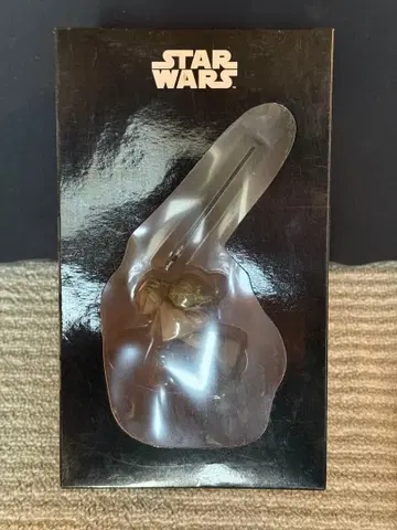 요다 프리미엄 1/10 스케일 피규어 개봉품