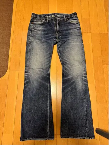 THE FLAT HEAD 부츠컷 데님 다크 블루