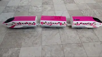 헬로키티 프라레일 3량 편성