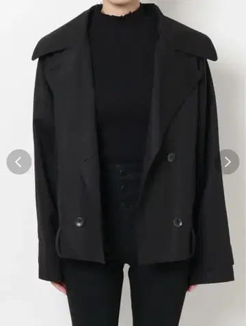 새상품 에모다 와이드 숏 트렌치코트