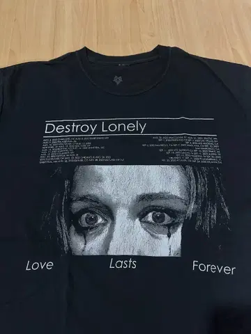 Destroy Lonely tee