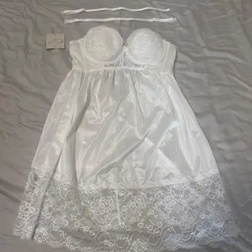 화이트 브라이덜 이너 D70