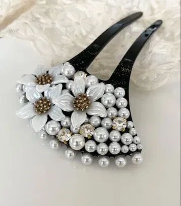 펄 x 흰 꽃 핸드메이드 바치형 헤어콤 일본 의류 머리 장식 포멀 결혼식