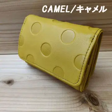 미사용 카멜 쥬케로 천연 가죽 컴팩트 소가죽 도트 무늬 3단 폴더형 CA