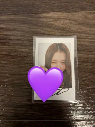 트와이스 사나 친필 사인 폴라로이드