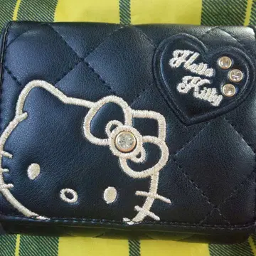 [ 미사용 새상품 ] 헬로키티 3단 폴더형 지갑 블랙