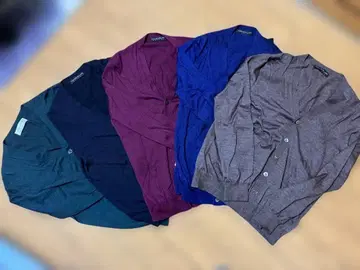 남성용 V넥 가디건 5개 버튼