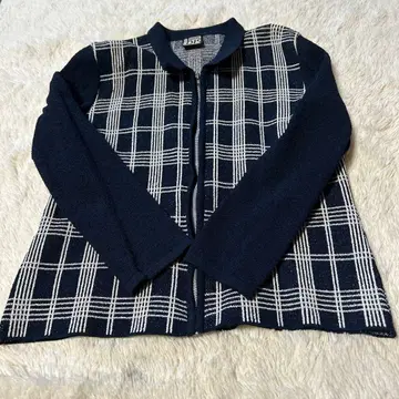 RENOWN 체크 무늬 긴팔 가디건