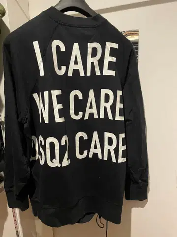 정품 새상품급 DSQUARED2 블랙 맨투맨 M