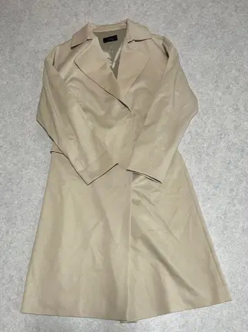 베이지 더블 브레스트 트렌치코트 여성 사이즈 M