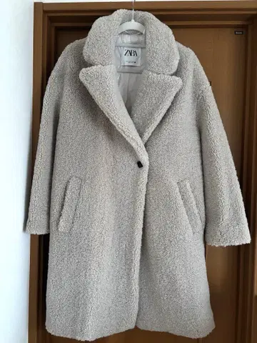 ZARA 보아 코트 M 사이즈