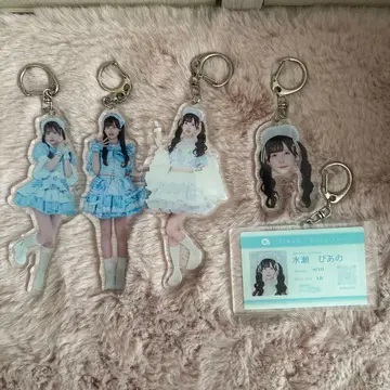 논픽션! 미나세 피아노 아크릴 키링 일괄 판매