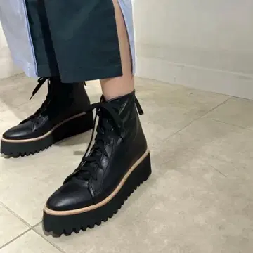 누에르 올 블랙 부츠 37